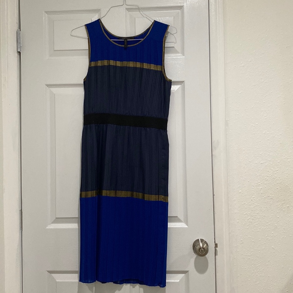 BCBG maxazria sleeveless dress